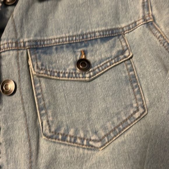 NWT LIGHTWASH LONG DENIM SHERPA JACKET - Picture 4 of 5